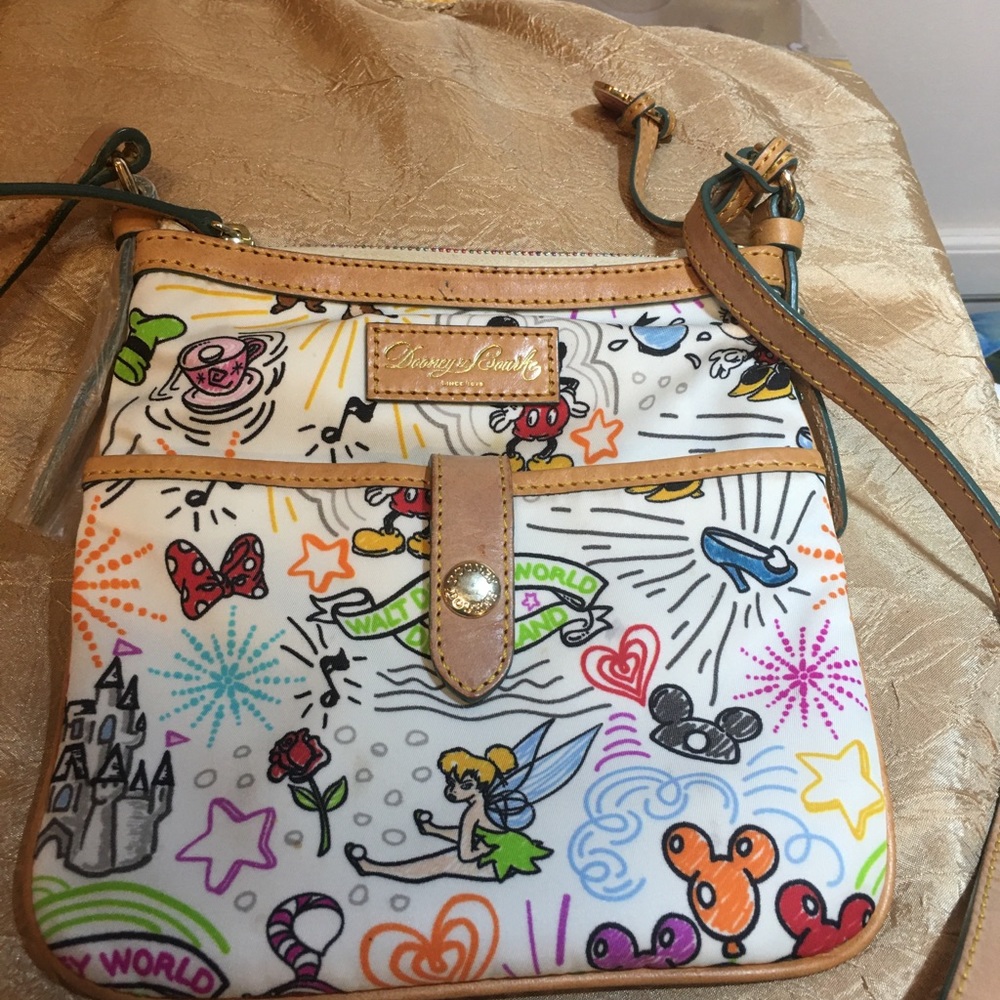 Dooney & Bourke Disney Bag EUC